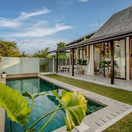 Villa The Limasan At The Beach By Balisuperhost Canggu  Bagian luar foto