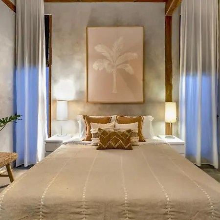 Villa The Limasan At The Beach By Balisuperhost Canggu  Bagian luar foto