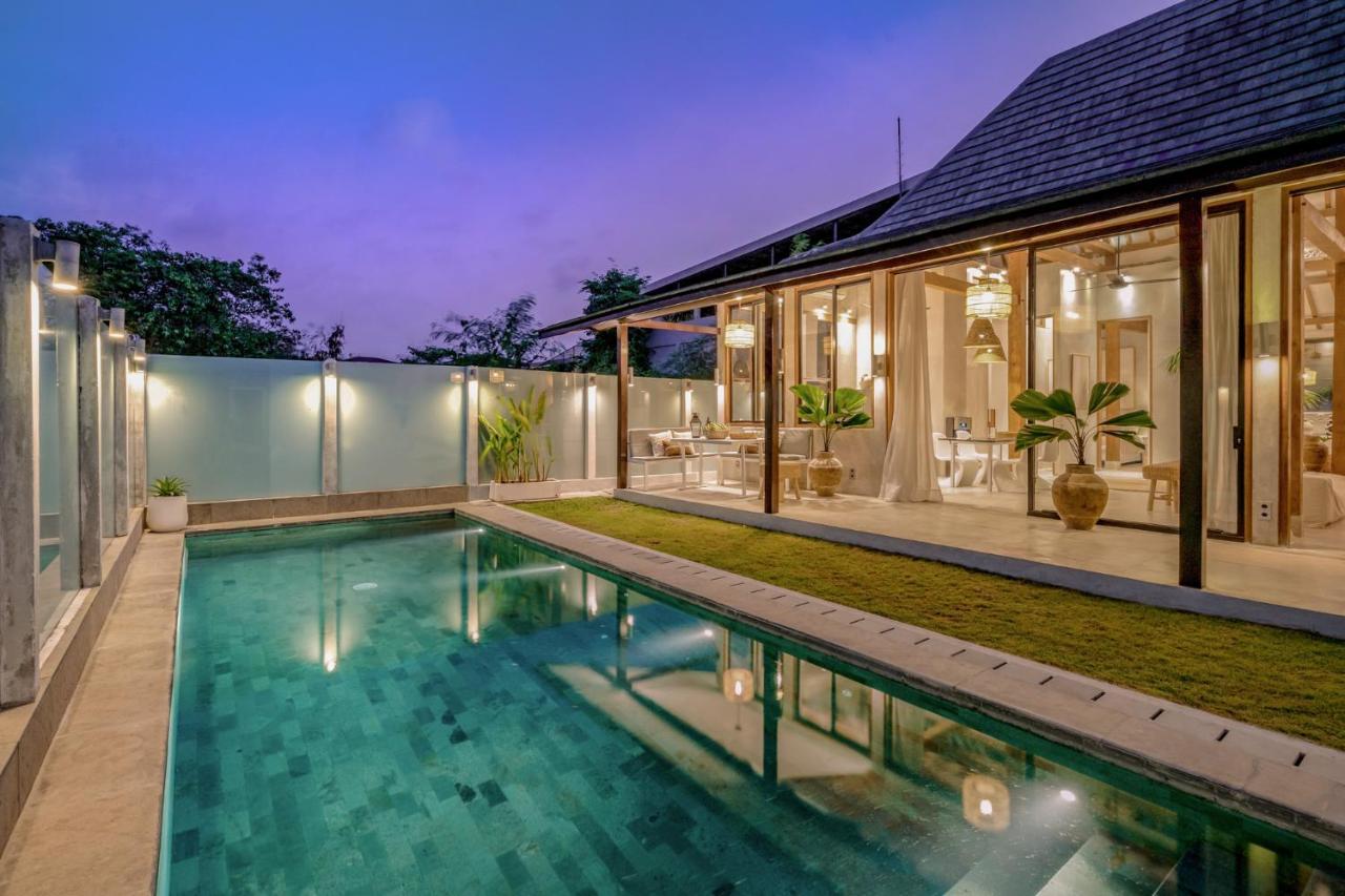 Villa The Limasan At The By Balisuperhost *